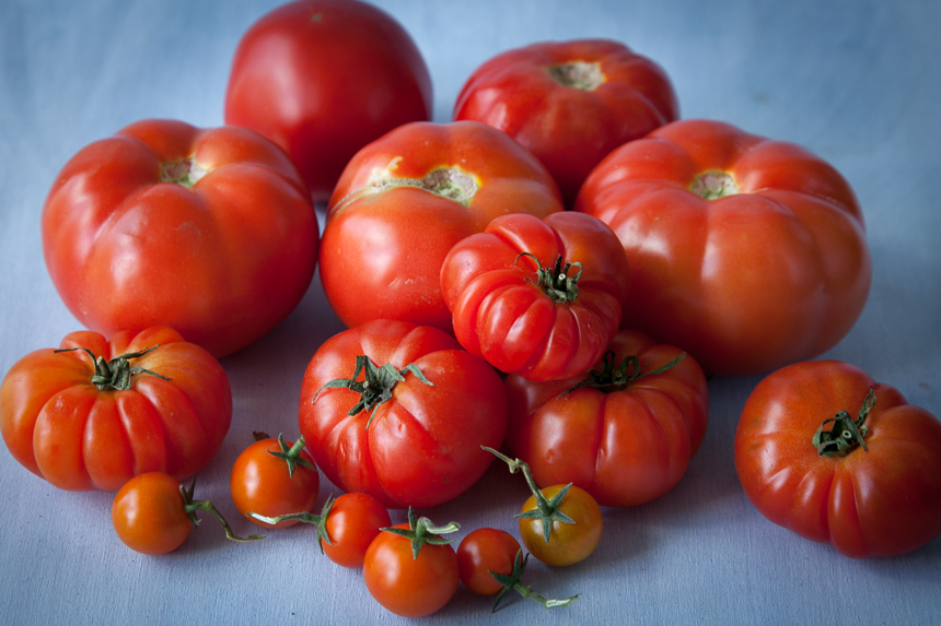 tomatoes ready for salmorejo