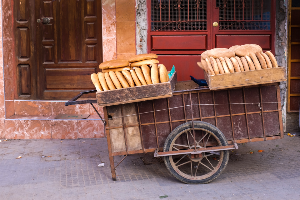 bread cart, Larache