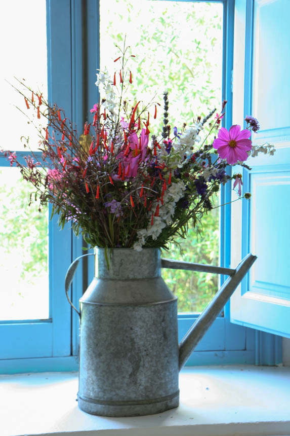 freshly picked spring flowers