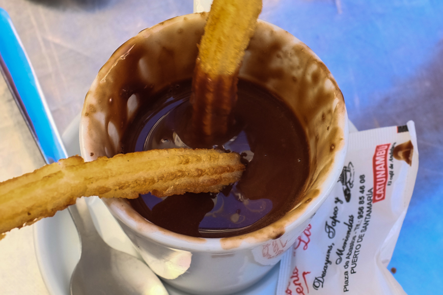 churros y chocolate