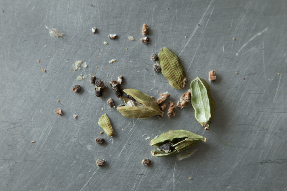 cardamom seeds