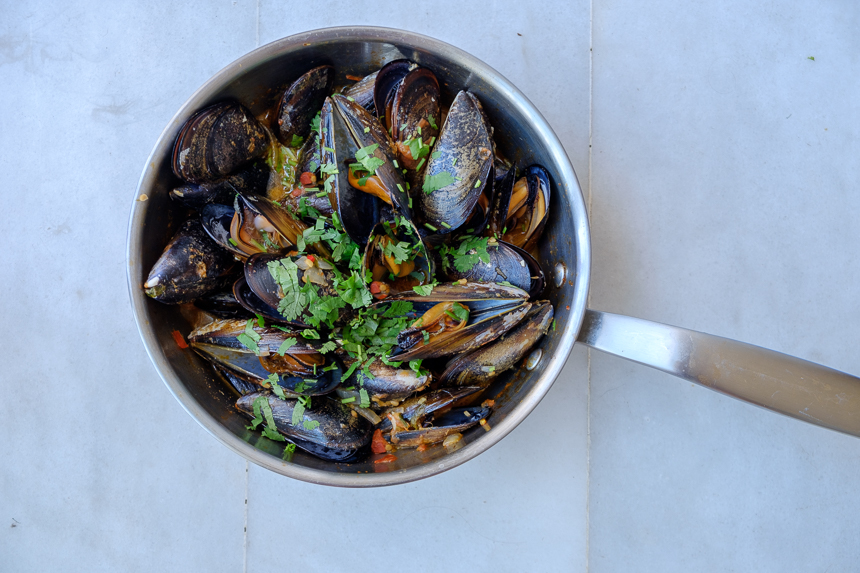 thai curry mussels