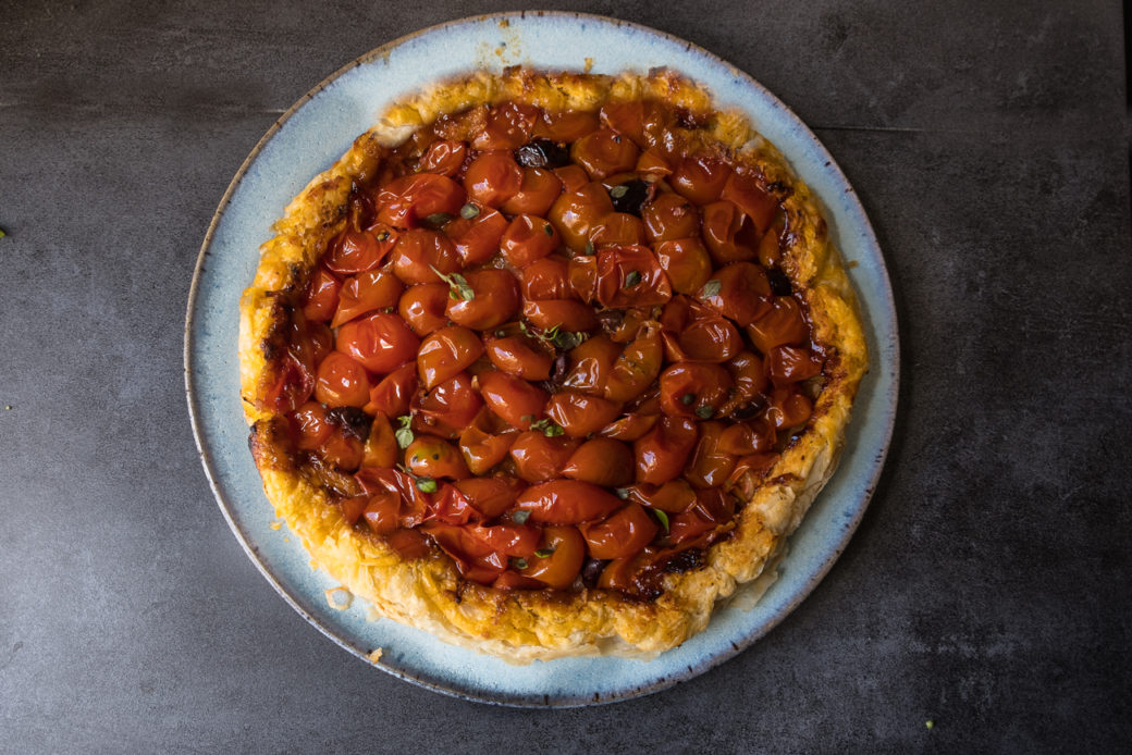 caramelized tomato tarte tatin